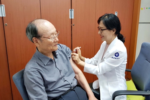 대상포진 무료예방접종 실시/사진제공=동구청