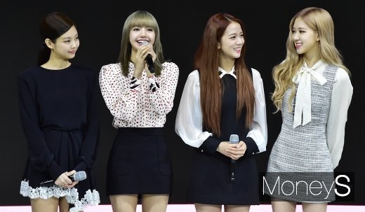 [머니S포토] 2019 서울모터쇼, 인사말 전하는 블랙핑크