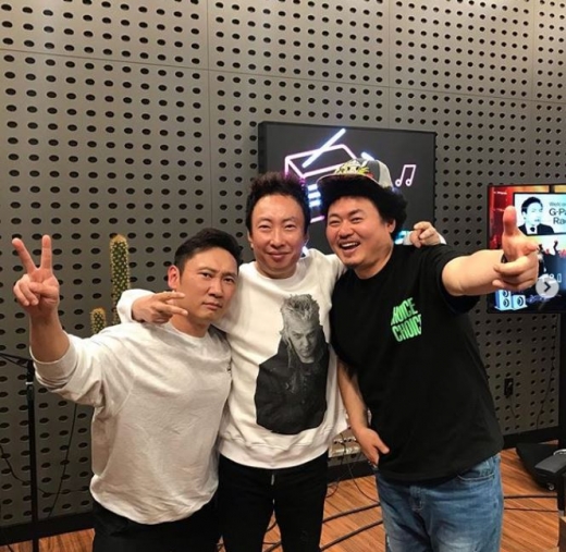 이승윤 한달수입. /사진=박명수의 라디오쇼 인스타그램