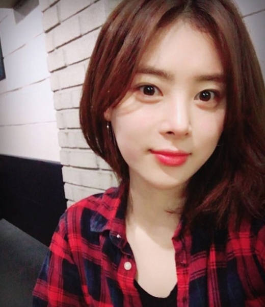 한지성. 인천국제공항고속도로에서 교통사고로 숨진 배우 한지성씨(28)와 동석했던 남편의 직업이 변호사인 것으로 드러났다. /사진=한지성 인스타그램 캡처