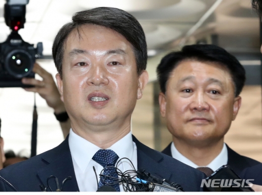 강신명, 이철성 전 경찰청장.  /사진=뉴시스
