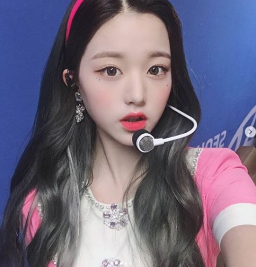 장원영. /사진=아이즈원 인스타그램 캡처