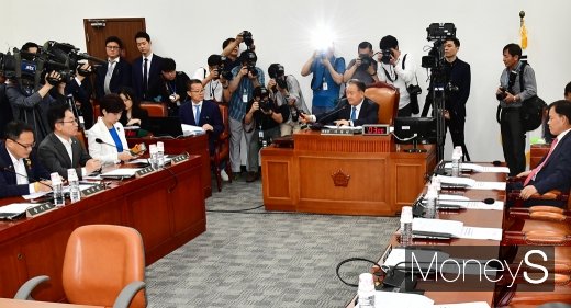 [머니S포토] 반쪽회의로 전락한 사개특위, 자유한국당·바른미래당 불참