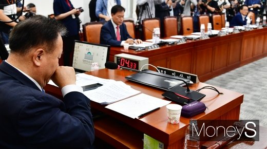 [머니S포토] 한국당 자리 텅빈 사개특위 전체회의장