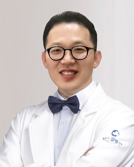 부산센트럴병원 견주관절센터 이승준 소장./사진제공=센트럴병원 