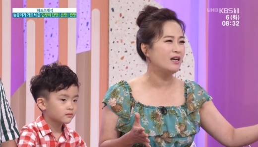 가수 김정연(오른쪽) 아들 김태현 군. /사진=KBS 아침마당 방송 캡처   