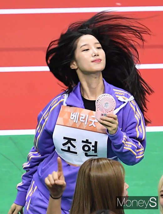 [머니S포토] 베리굿 조현 '휘날리는 머리카락'