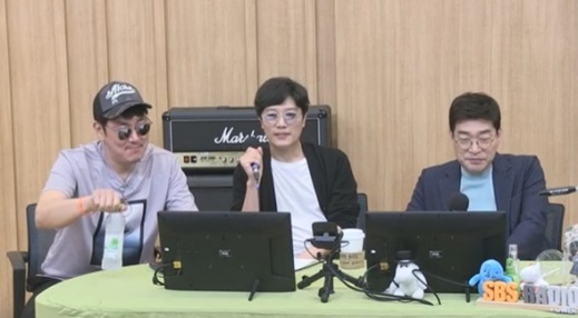 '두시탈출 컬투쇼'에 출연한 배우 조진웅, 박희순, 손현주(맨 왼쪽부터). /사진=SBS 파워FM '두시탈출 컬투쇼' 보이는라디오 캡처