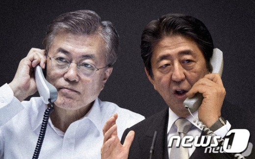 문재인 대통령(왼쪽) 아베 신조 일본 총리. /사진=뉴스1  