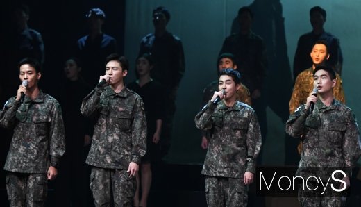 [머니S포토] 엔·이재균·온유·시우민 '뮤지컬 귀환에서 함께'