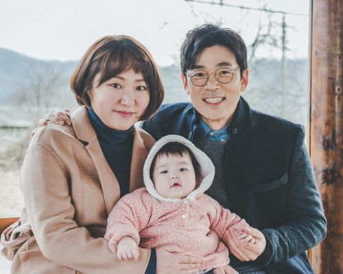 tvN `막돼먹은 영애씨17` 주연배우 김현숙과 이승준. /사진=플라이업엔터테인먼트