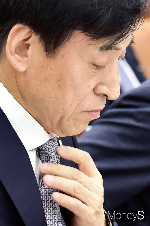 [머니S포토] 이주열 한은 총재, 