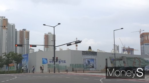 광교신도시의 경기도청 신청사 공사현장. /사진=김창성 기자