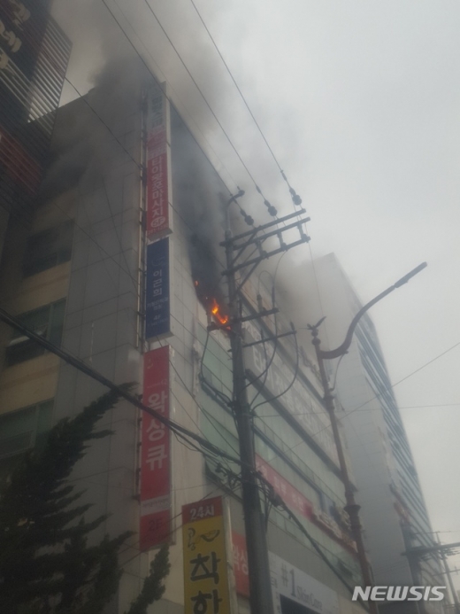 /사진=뉴시스(창원소방본부 제공)