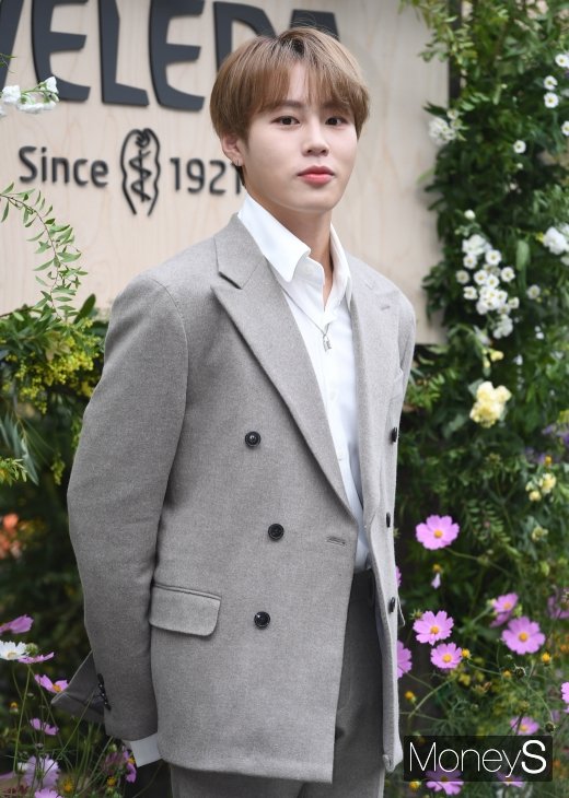 [머니S포토] 하성운, 만찢남의 정석