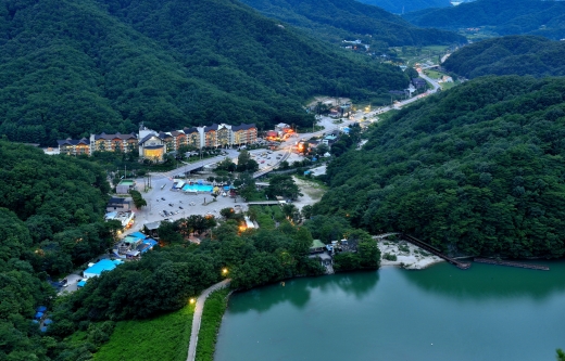 '한화리조트 산정호수 안시' 전경. / 사진제공=한화리조트 산정호수 안시