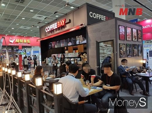 커피베이 창업박람회 상담모습 (사진=강동완 기자)