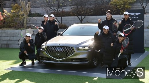 [머니S포토] 모교 후배들과 함께 하는 정현