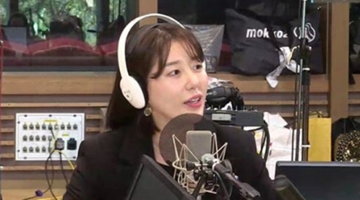 가수 나비. /사진=MBC 라디오 '정오의 희망곡 김신영입니다' 보이는라디오 캡처