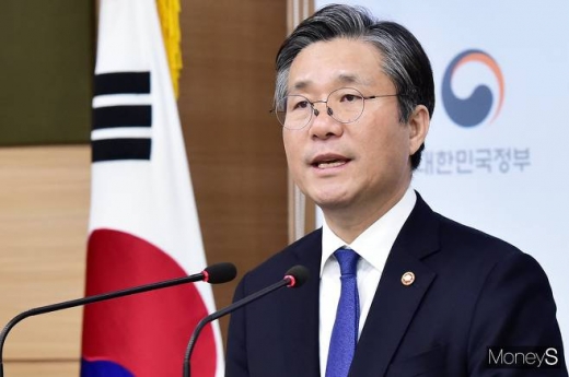 성윤모 산업통상자원부 장관 /사진=임한별 기자 