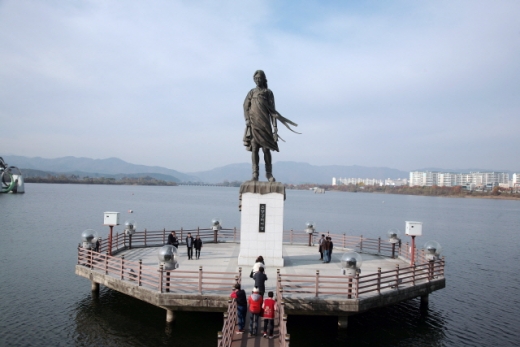 소양강 처녀상 전경. /사진=한국관광공사