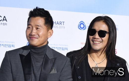 [머니S포토] 강형욱·박완규 '머리 길이만 다르고 똑닮았네'