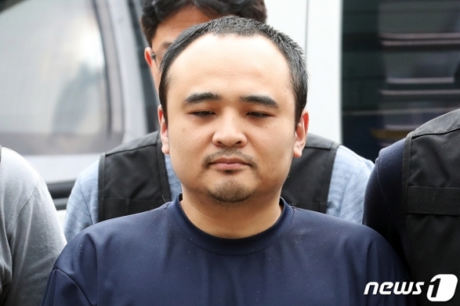 검찰이 이른바 '한강 토막 살인'으로 1심에서 무기징역을 선고받은 장대호(39)에 대해 2심에서도 사형을 선고해달라고 재판부에 요청했다. /사진=뉴스1