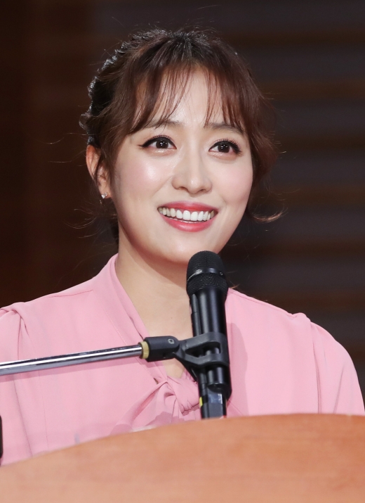 임현주 MBC 아나운서가 '노브라'로 생방송한 소감을 전해 화제다. /사진=뉴스1    