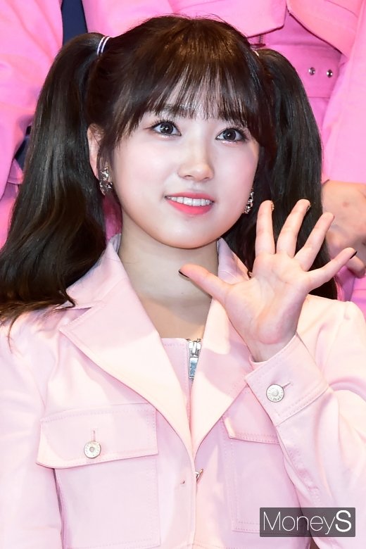 [머니S포토] 아이즈원 야부키 나코, '오늘만을 기다렸어요'
