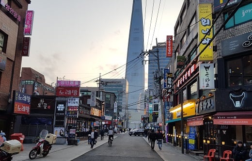 방이동 먹자골목. /사진제공=상가의신
