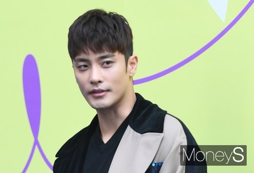 배우 성훈이 ‘나 혼자 산다’ 멤버 중 가장 연애를 못 할 것 같은 사람으로 기안84를 꼽았다. /사진=장동규 기자