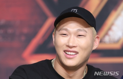 래퍼 스윙스가 의외의 뇌섹남 면모를 보였다. /사진=뉴시스   