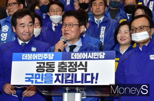 [ӴS] ù , "츰  ü   Ȯ  ǥ..."