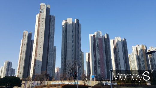 인천 송도의 한 아파트 단지. /사진=김창성 기자