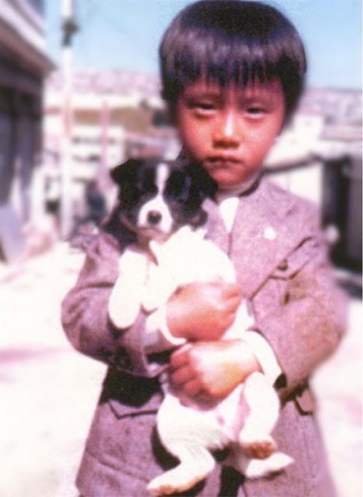 배우 이병헌이 어릴 적 사진을 공개했다. /사진=이병헌 인스타그램