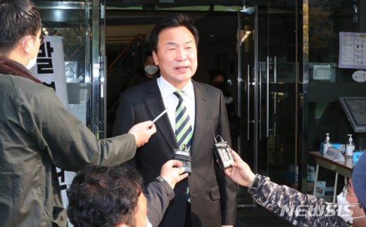 손학규 민생당 상임선대위원장은 "이번 총선을 통해 원내교섭단체 구성(20석)을 목표로 한다"고 말했다. /사진=뉴시스  