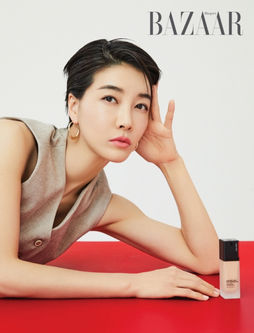 21일 시세이도(SHISEIDO)는 진서연의 무결점 피부가 돋보이는 'PERFECT BASE' 뷰티 화보를 공개했다. /사진=시세이도 제공