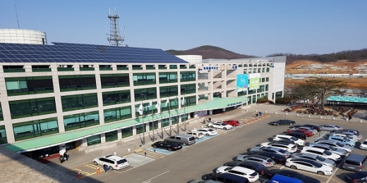 시흥시는 중증장애인의 돌봄공백을 예방하고 가족돌봄 부담을 완화하기 위해 전국 지자체 최초 시흥시 장애인 맞춤형 돌봄사업을 실시한다./사진=장관섭 기자