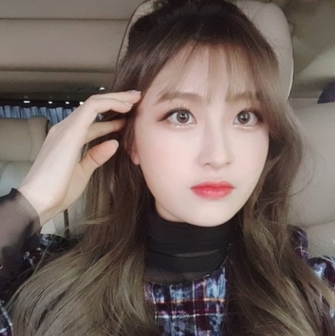 인기 유튜버 양팡(본명 양은지)이 부동산 계약을 일방적으로 파기한 뒤 위약금을 물지 않았다는 논란에 휩싸였다. /사진=양팡 인스타그램 캡처     