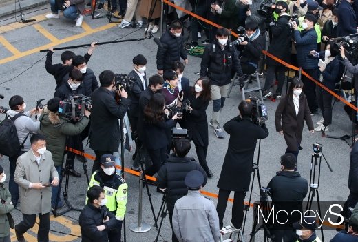 경찰이 텔레그램에서 성착취물을 유포한 혐의를 받는 ‘주홍글씨’와 ‘완장방’ 운영진 1명을 구속수사하기 위해 영장을 청구했다. /사진=장동규 기자  