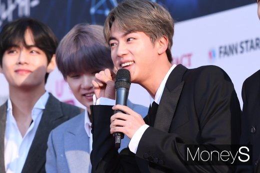 사진은 방탄소년단 진. /사진=장동규 기자