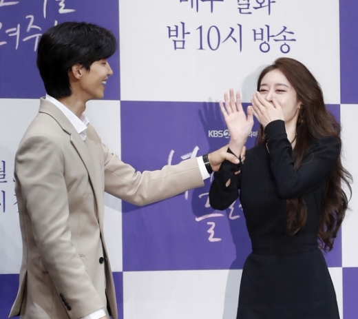 배우 송재림(왼쪽)과 가수 지연. /사진=뉴스1