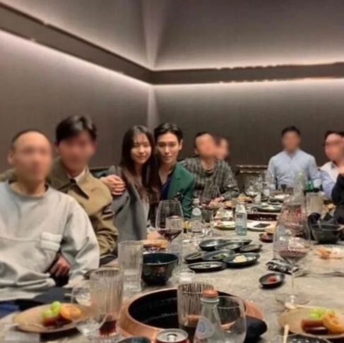 그룹 빅뱅 탑(33·최승현)이 열애설에 휩싸였다. 상대는 엠넷 '러브캐처2'에 출연한 김가빈(23)이다. /사진=시나 캡처