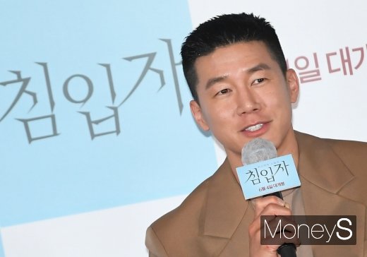 [머니S포토] 김무열 