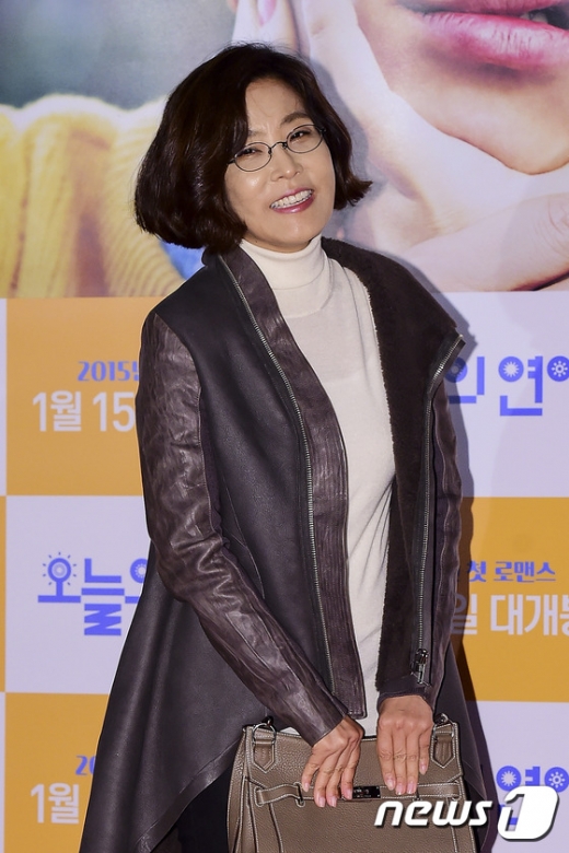 이혼 소식을 전한 가수 이선희 나이가 화제다. /사진=뉴스1