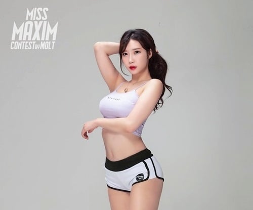 성매매 알선 등 혐의로 여배우를 고발한 스트리머 한미모가 "공론화하지 말아달라"는 입장을 내놨다. /사진=맥심 제공   
