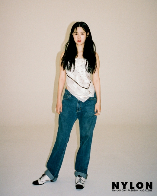  ©나일론