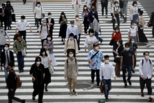 일본 정부가 대학 입시 일정 연기를 검토한다. 사진은 일본 도쿄 시내 모습. /사진=로이터