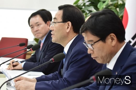 [머니S포토] 주호영, 
