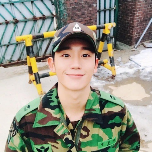 앳된 모습으로 미필이 아니냐는 오해를 받곤하는 배우 정해인은 21세 때 군에 입대해 23세에 제대했다. /사진=정해인 인스타그램